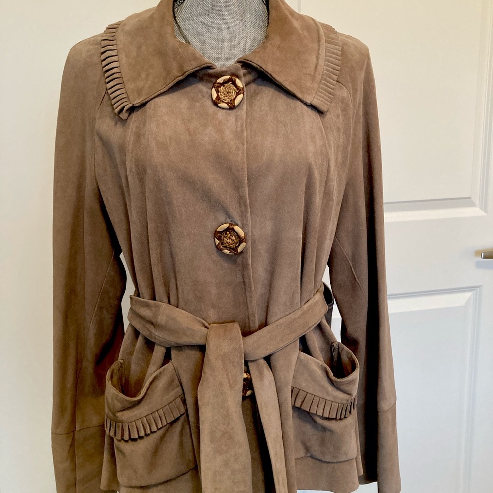 MaxMara Italian suede luxury jacket, size 12-14